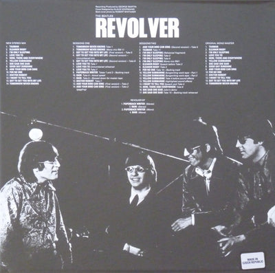 The Beatles – Revolver (2022 Deluxe Edition 5 Disc CD & Hard Cover Book Box Set)