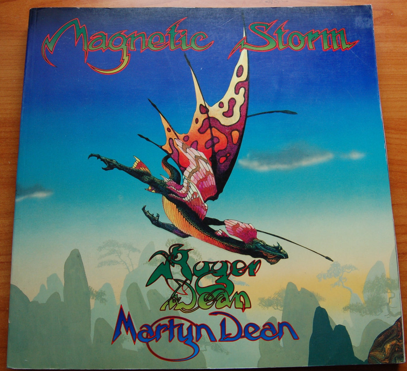 Roger and Martyn Dean - Magnetic Storm (Paperback Book)